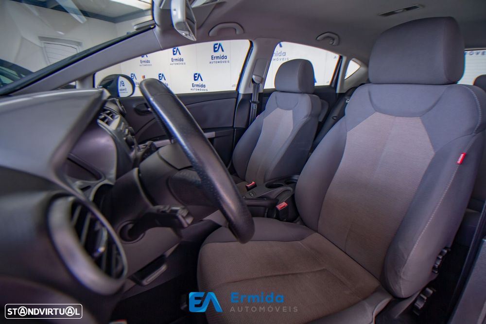 SEAT Leon 2.0 TDI Sport DPF - 18