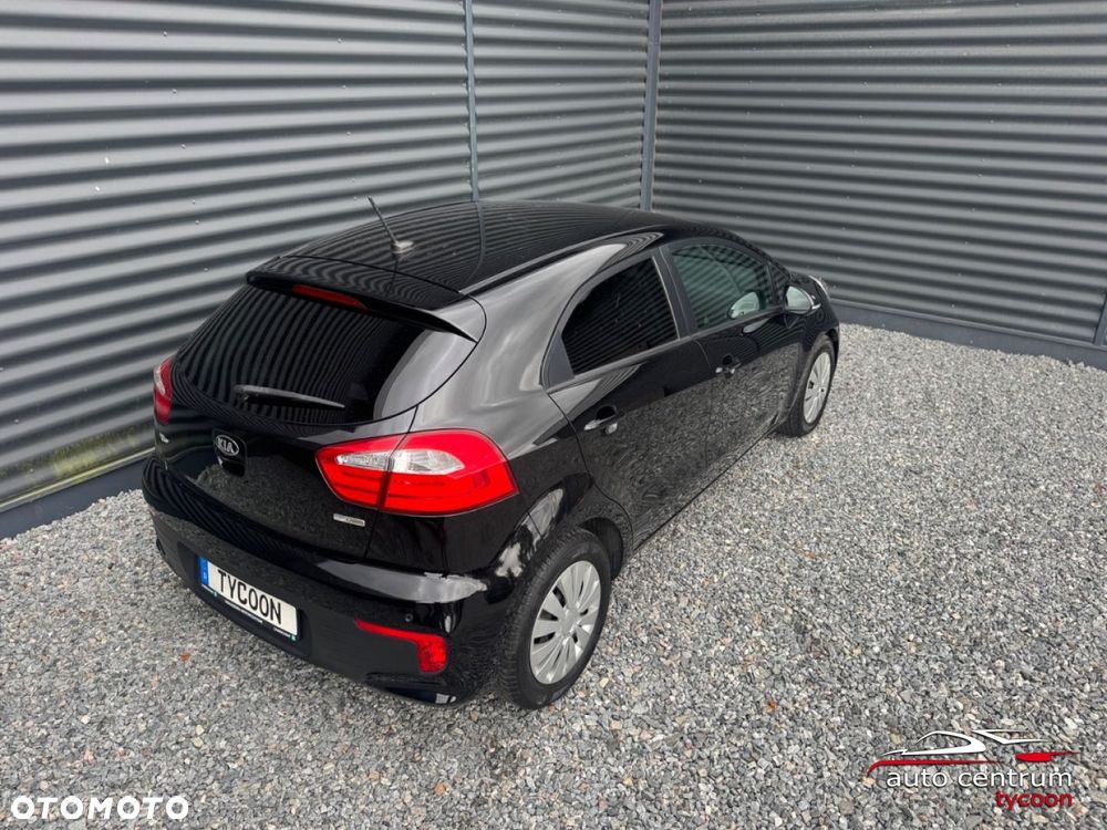 Kia Rio - 26