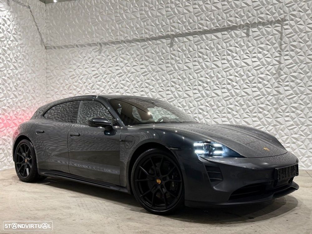Porsche Taycan - 3
