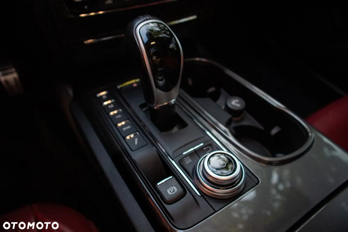 Maserati Ghibli GranSport - 29