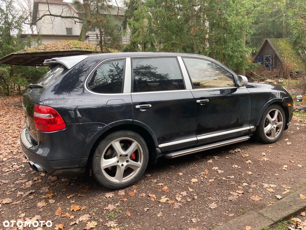 Porsche Cayenne - 3