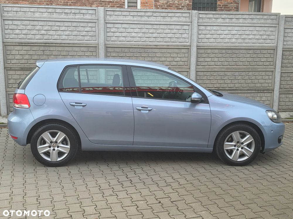 Volkswagen Golf - 27