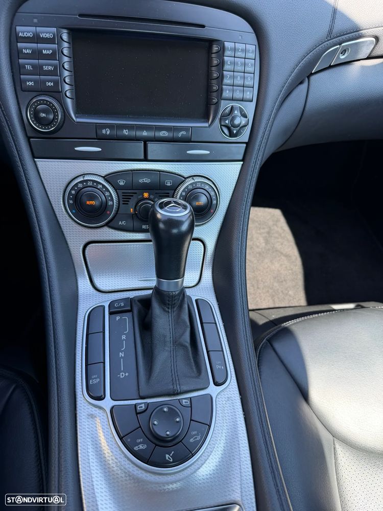 Mercedes-Benz SL 350 Standard - 14