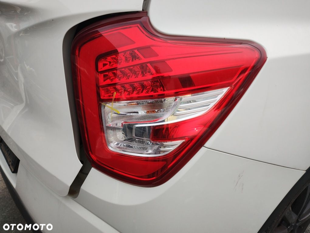 Lampa tylna prawa Ssangyong XLV - 2