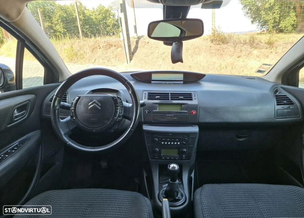 Citroën C4 1.6 HDi Exclusive - 13