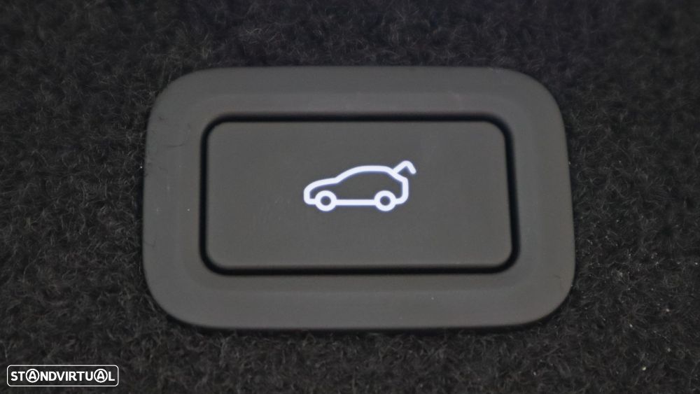 Xpeng P7i 86.2 kWh AWD Performance - 16