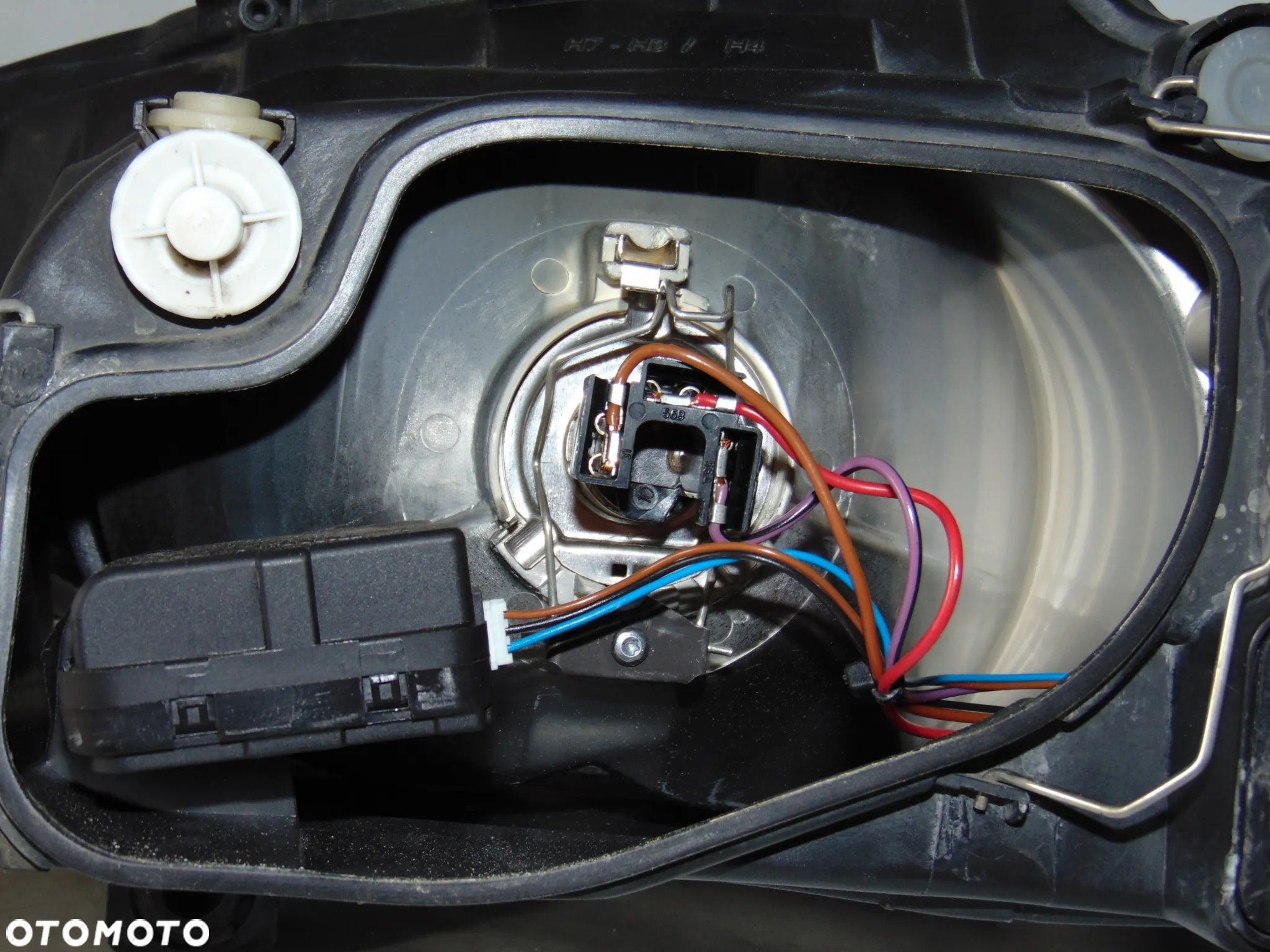 ORYGINAŁ lampa przednia przód prawa 6L1941752M Seat Ibiza 6L 3 III Cordoba 2 II 02-06r - 13