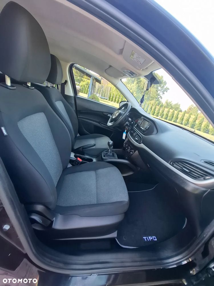 Fiat Tipo 1.4 16v Easy - 25