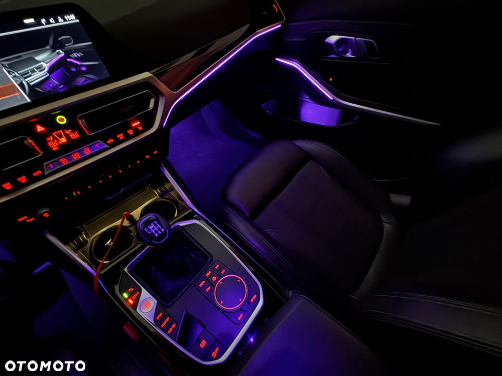 BMW Seria 3 320d Sport Line - 6