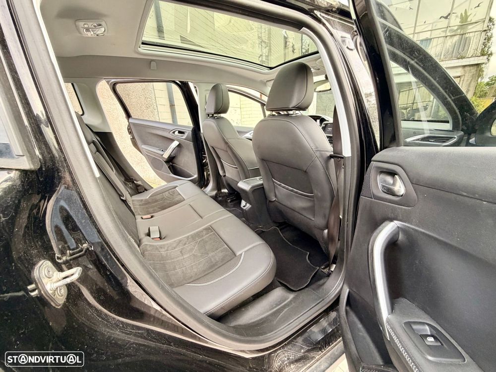 Peugeot 2008 1.2 PureTech Crossway - 30