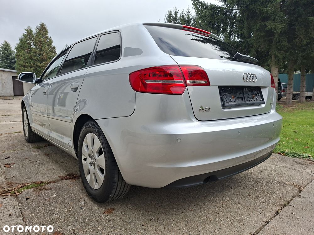 Audi A3 Sportback 2010 photo 4