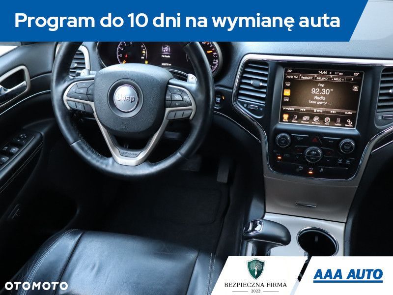 Jeep Grand Cherokee - 8