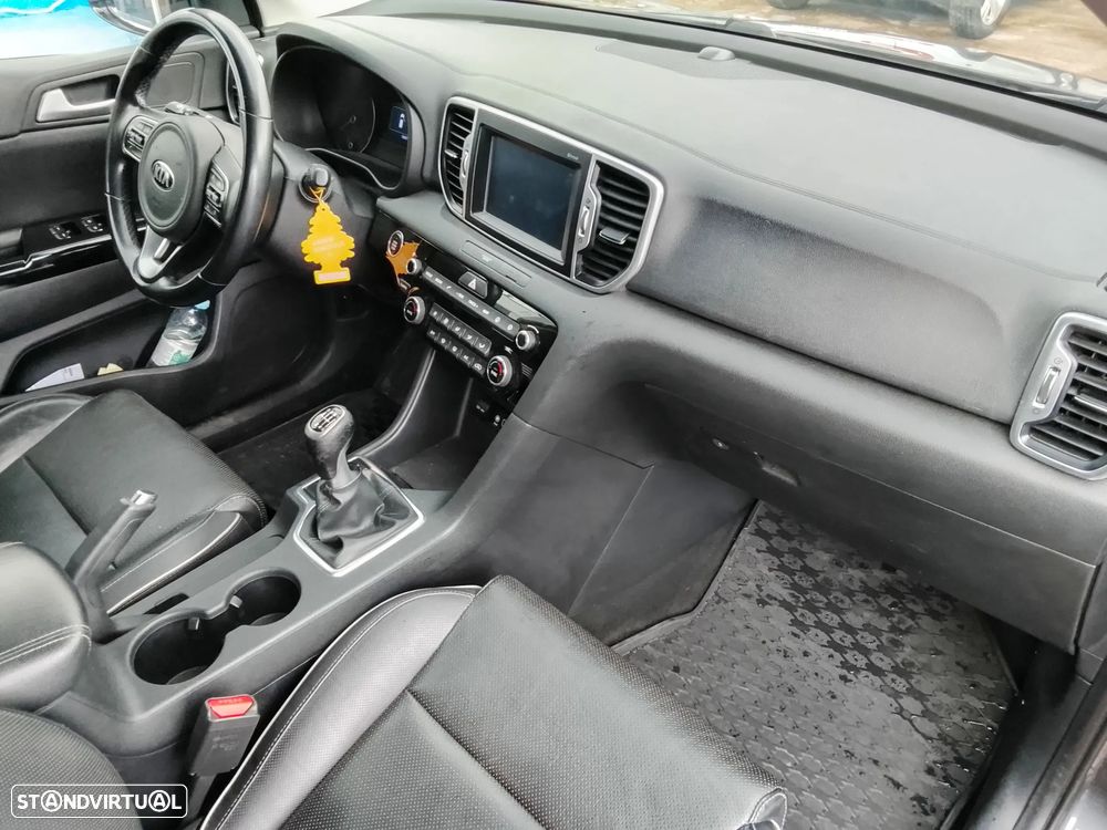 Kia Sportage 1.6 CRDI ISG SX - 8