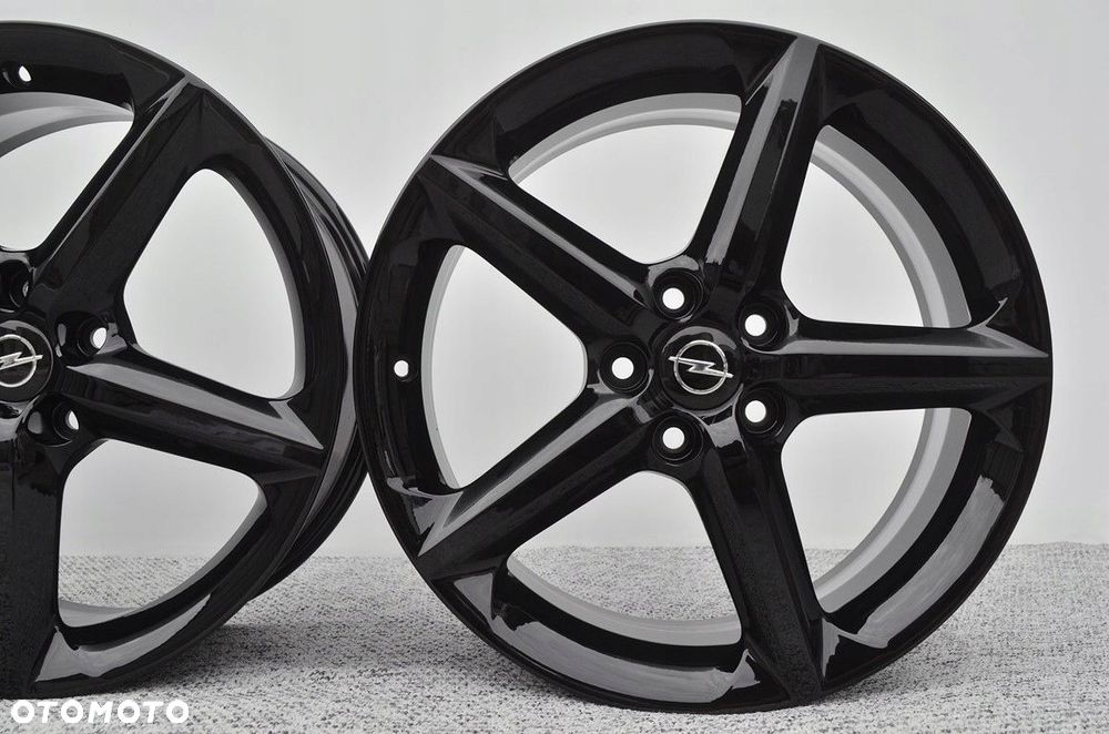 Felgi 8x18 5x110 Opel Astra Vectra Zafira Meriva Saab 9-3 5 GT Roadster - 8