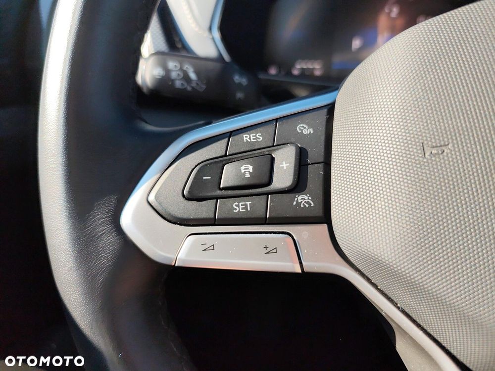 Volkswagen T-Cross 1.0 TSI Style DSG - 23