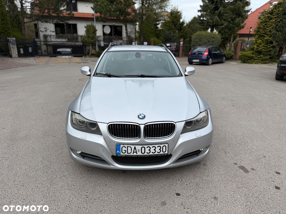 BMW Seria 3 320d Efficient Dynamics - 3