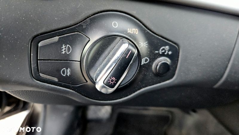 Audi A4 Avant 2.0 TDI - 38