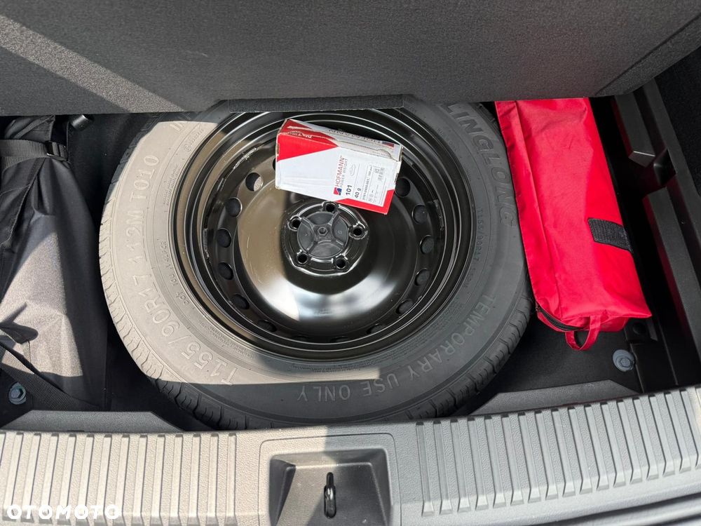 Renault Austral 1.3 TCe mHEV Iconic - 19