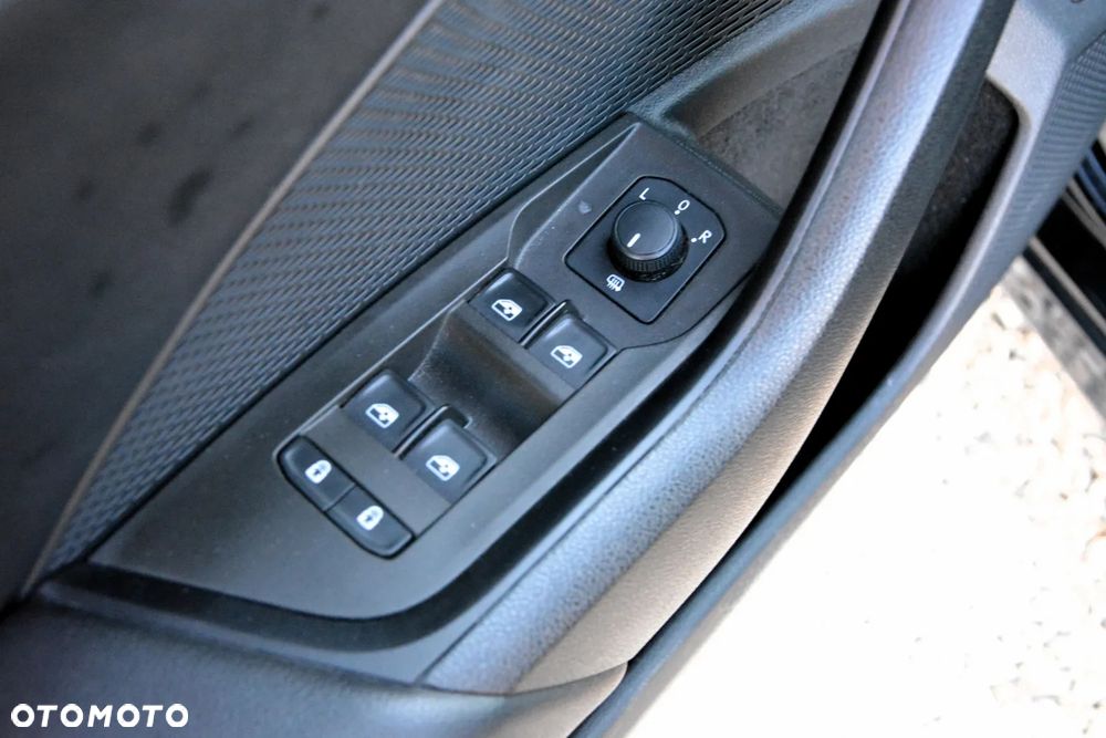 Skoda Octavia 1.5 TSI ACT Ambition - 17