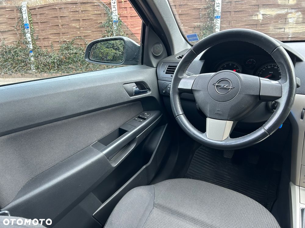 Opel Astra - 28