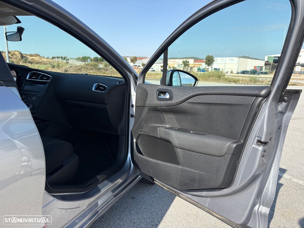 Citroën C4 PureTech 110 Live - 24