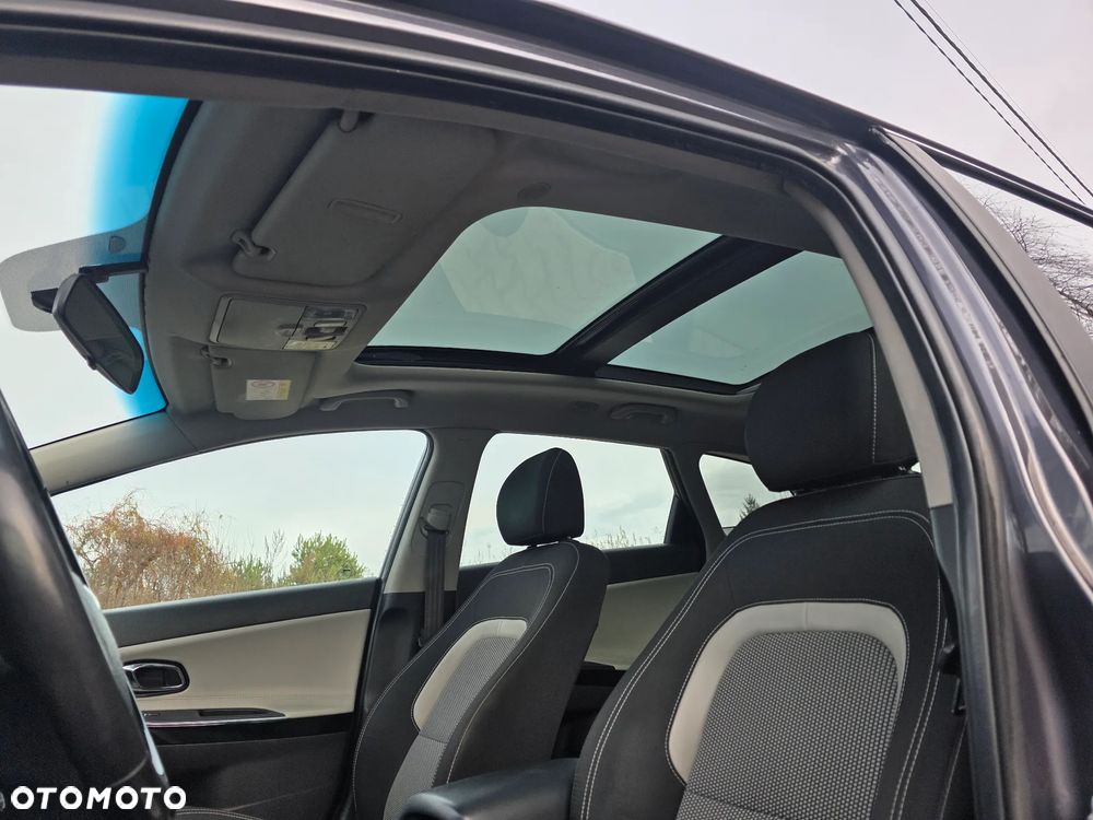 Kia Ceed 1.6 CRDi SCR L Business Line Plus - 19