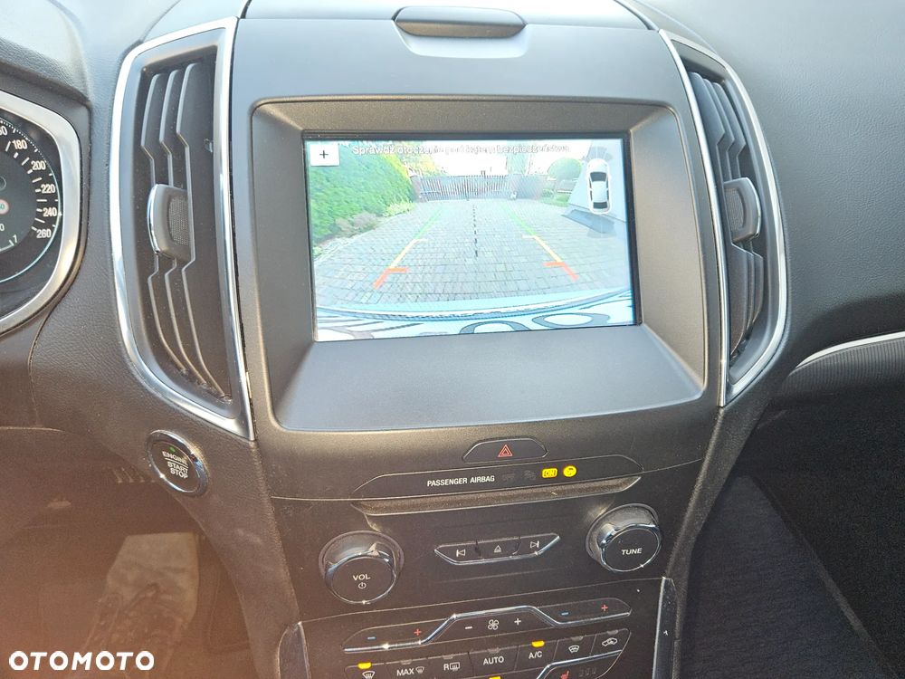 Ford S-Max 2.0 TDCi Titanium PowerShift - 12