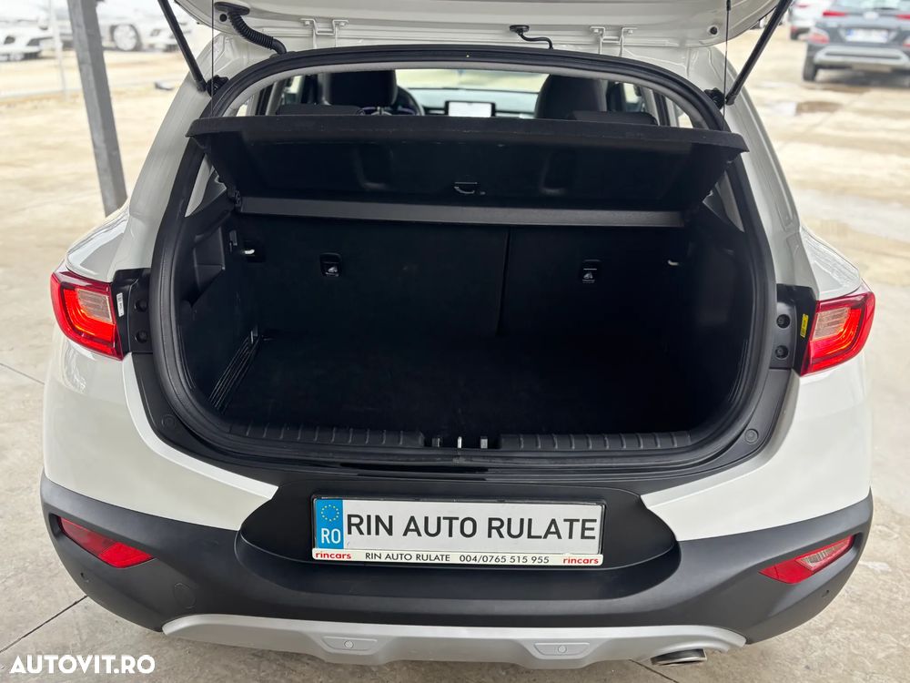 Kia Stonic 1.2 MPI 5MT Trend - 11