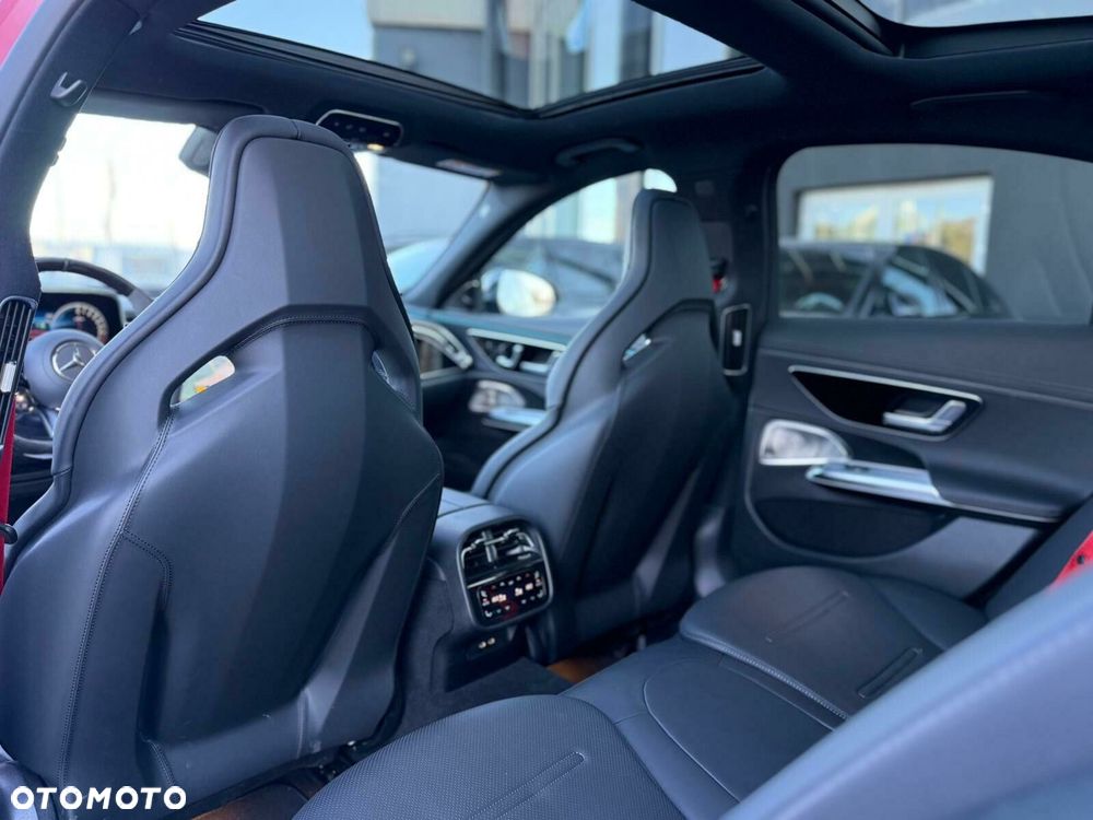 Mercedes-Benz Klasa E - 16