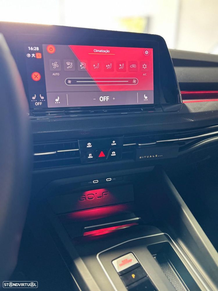 VW Golf 2.0 TSI OPF DSG GTI Clubsport - 25
