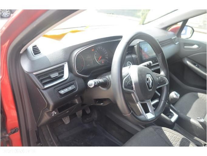 Renault Clio - 16