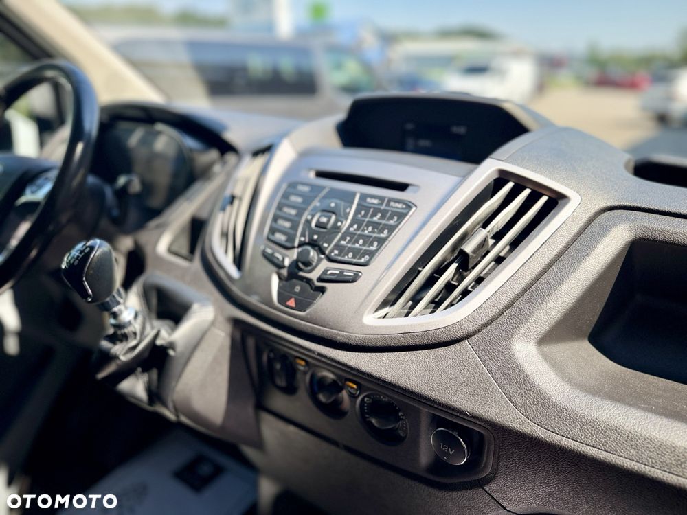 Ford Transit - 23
