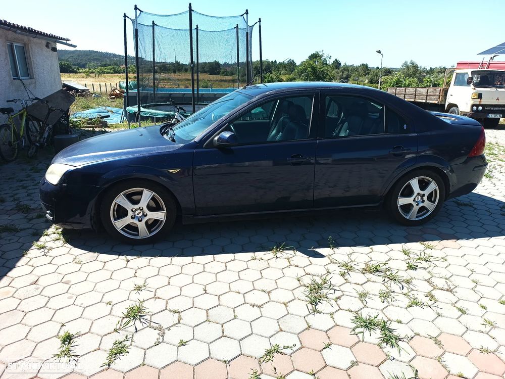 Ford Mondeo 2.0 TDdi Ghia - 2