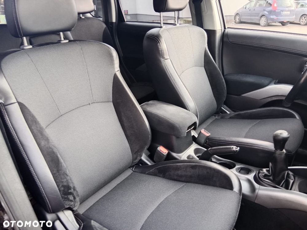 Mitsubishi Outlander 2.0 Intense + NAVI 2WD EU5 - 11