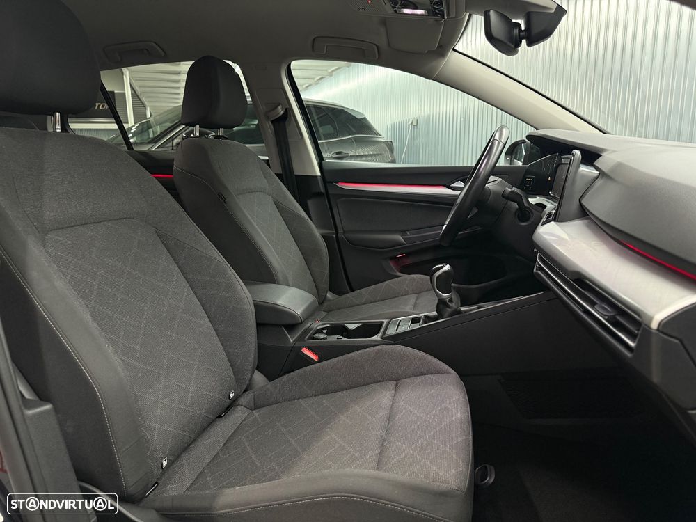 VW Golf 1.0 TSI Life - 19