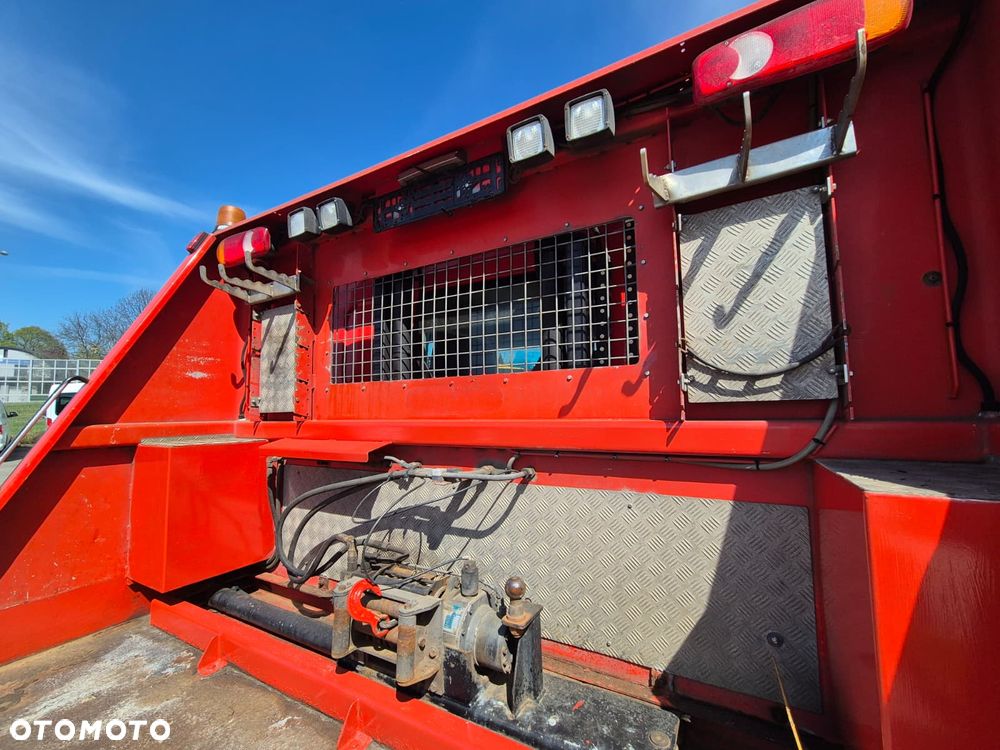 Volvo FL 230 4*2 / POMOC DROGOWA / RUCHOMA PLATFORMA / SERWISOWANY / NOWY SILNIK / BEZWYPADKOWY / 2 WCIĄGARKI / DUŻA KABINA - 27