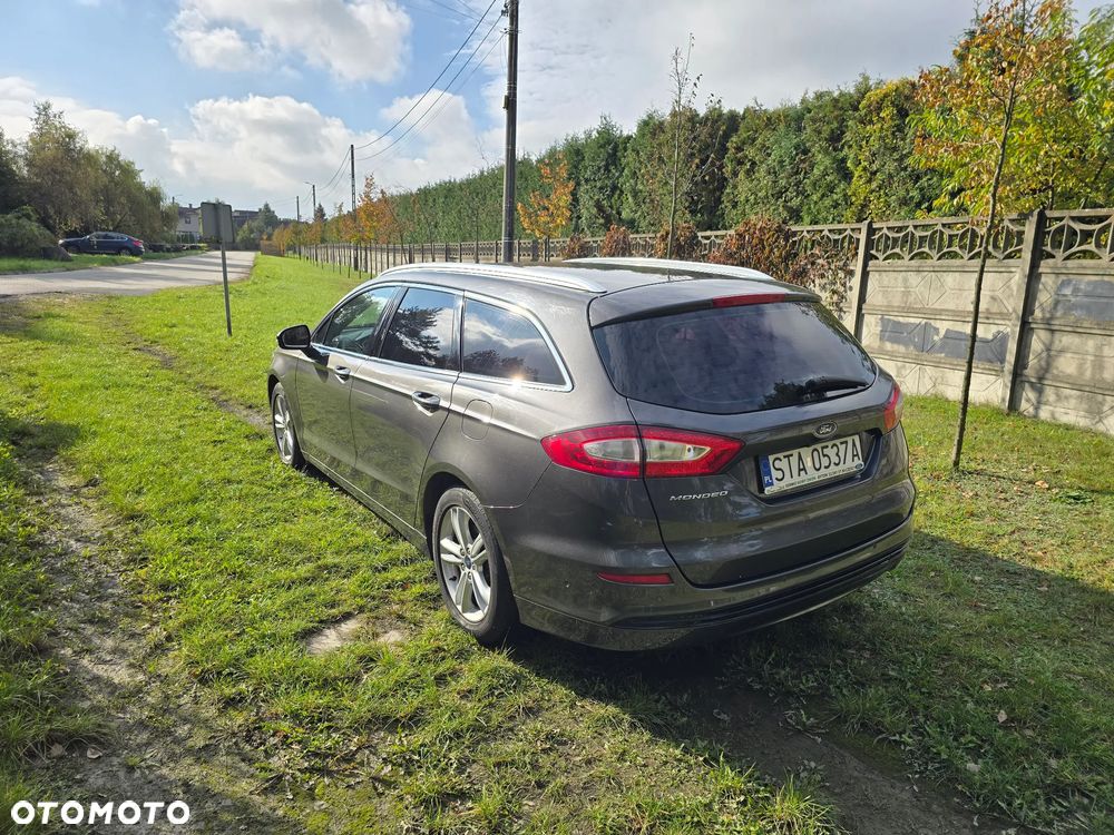 Ford Mondeo 2.0 TDCi Titanium PowerShift - 4