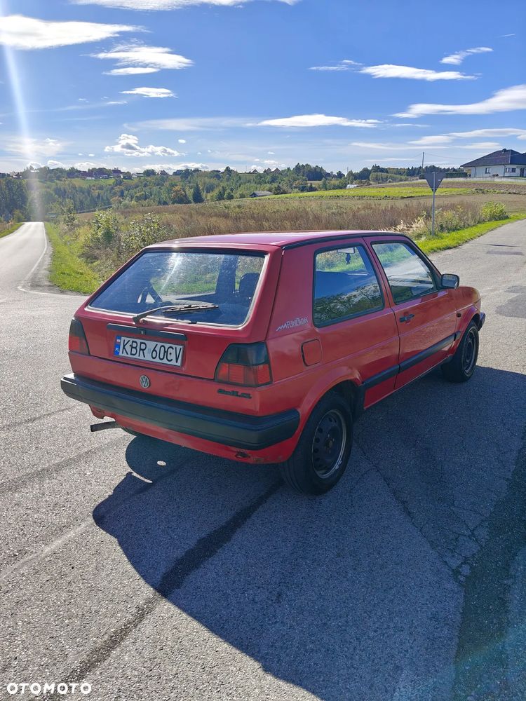 Volkswagen Golf - 6