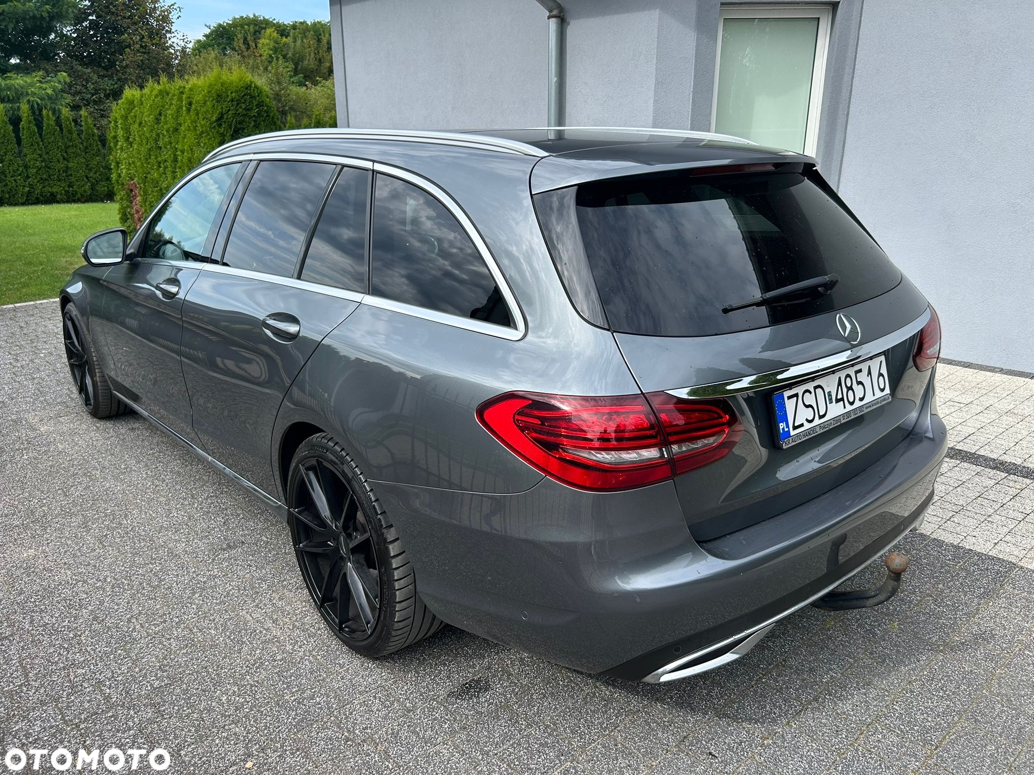 Mercedes-Benz Klasa C 220 d T 9G-TRONIC AMG Line - 4