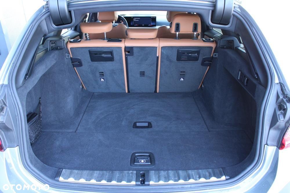 BMW Seria 3 - 34