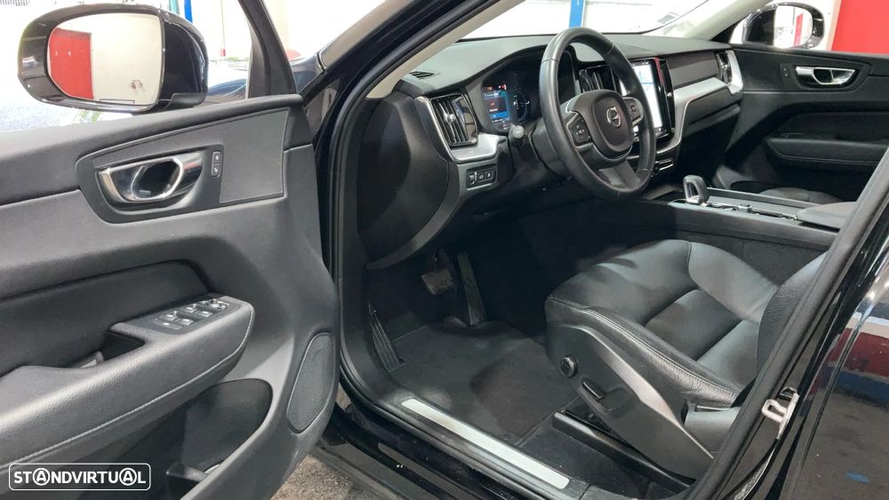 Volvo XC 60 2.0 T6 PHEV Inscription Expression AWD - 5