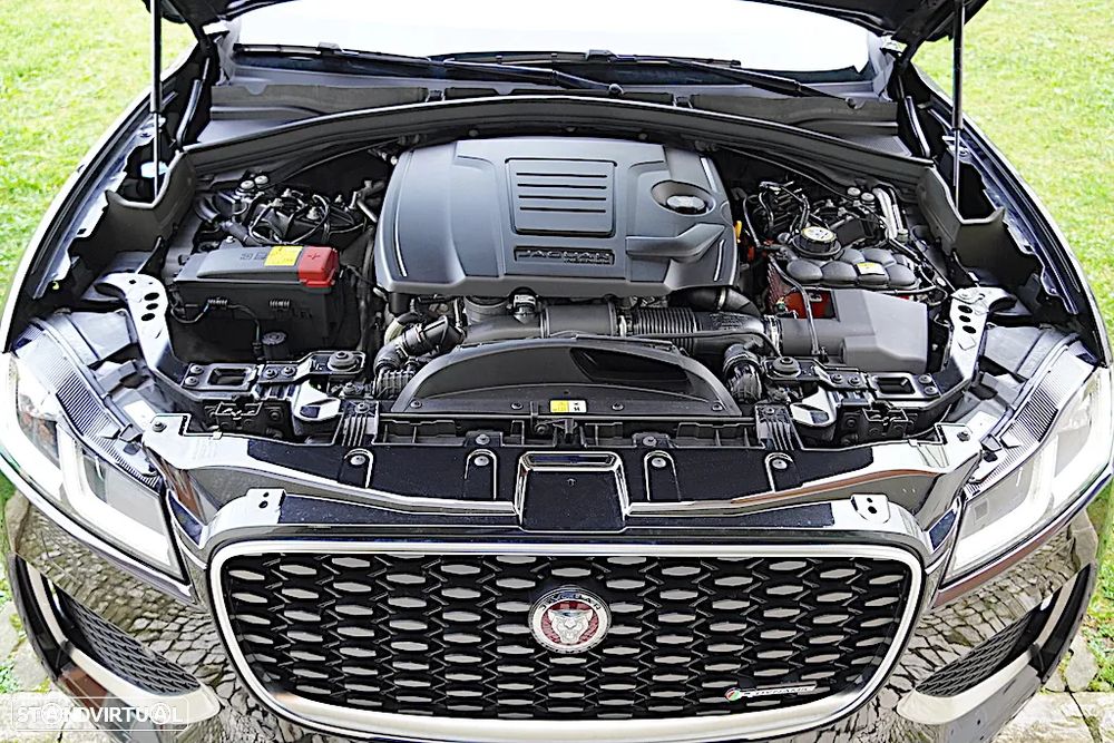 Jaguar F-Pace 2.0 P400e AWD R-Dynamic S - 18