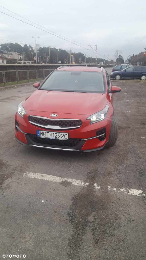 Kia XCeed 1.5 T-GDI L DCT - 2