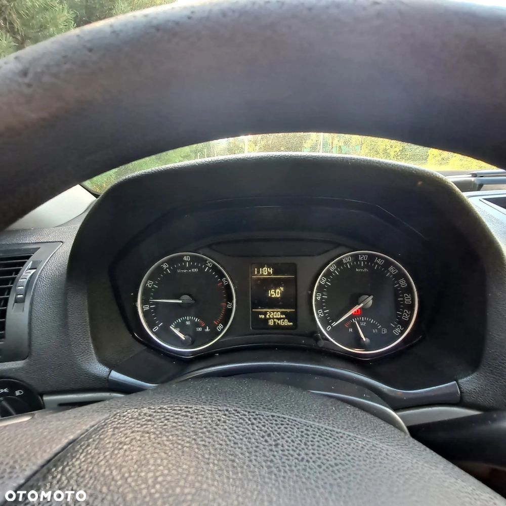 Skoda Octavia 1.6 Tour - 3