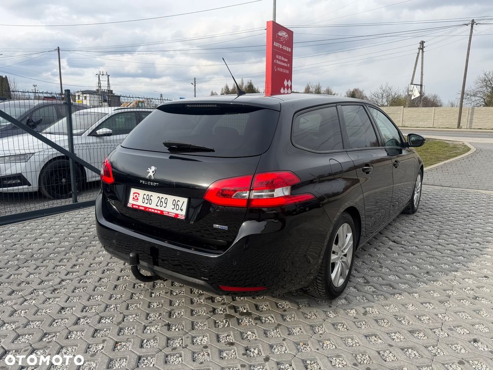 Peugeot 308 - 11
