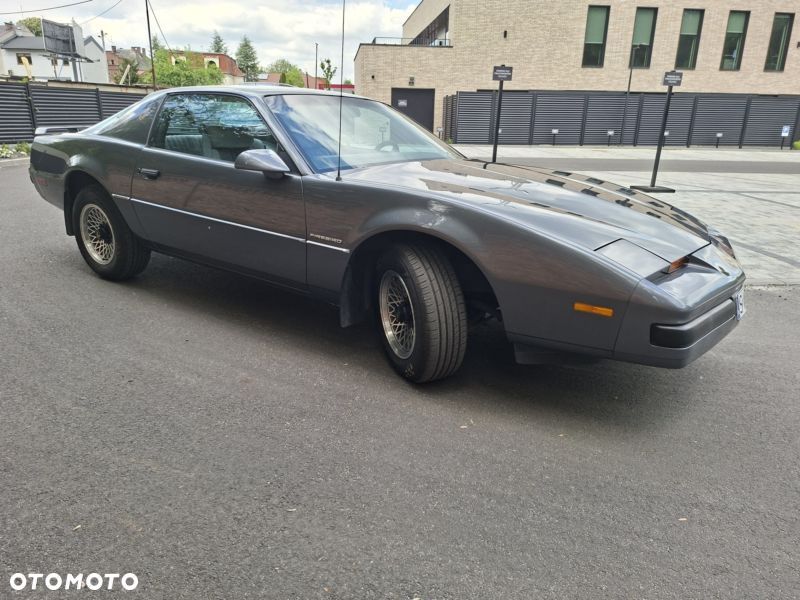 Pontiac Firebird - 10
