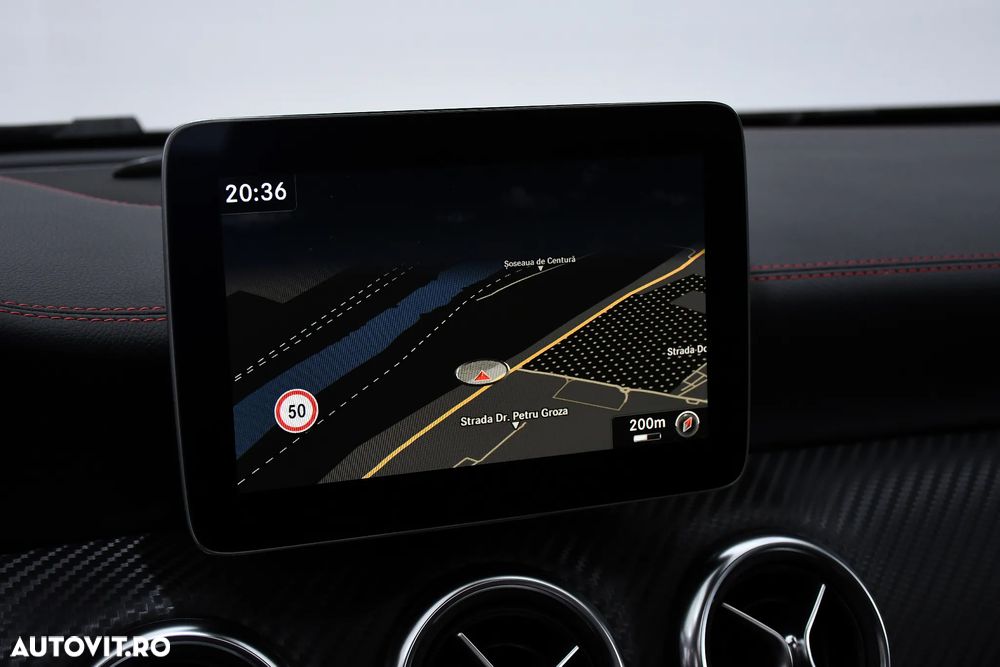 Mercedes-Benz A 220 d 4Matic 7G-DCT AMG Line - 21