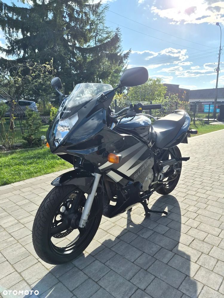 Suzuki GS - 3