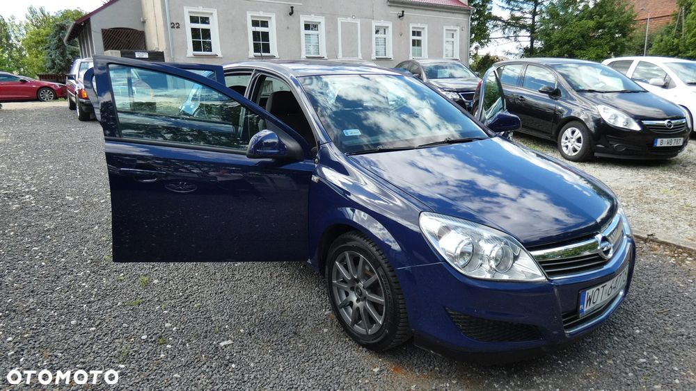 Opel Astra 1.6 Edition - 11