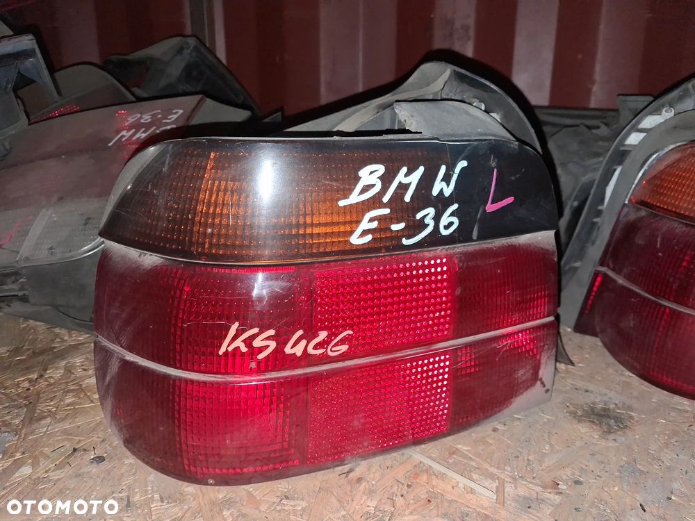 LAMPA TYLNA LEWA BMW E36 COMPACT - 1